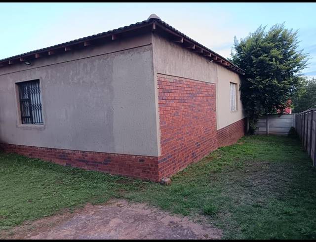 3 BEDROOM PROPERTY TO RENT IN WITPOORTJIE